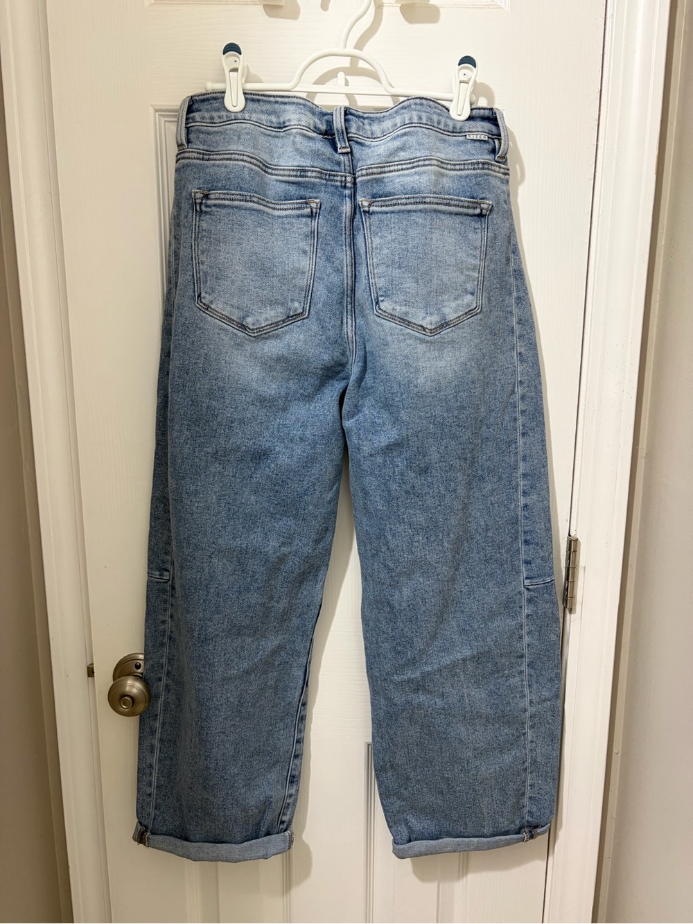 Light Blue High-Rise Barrel Leg Women's Jeans - Picture 3 of 3
